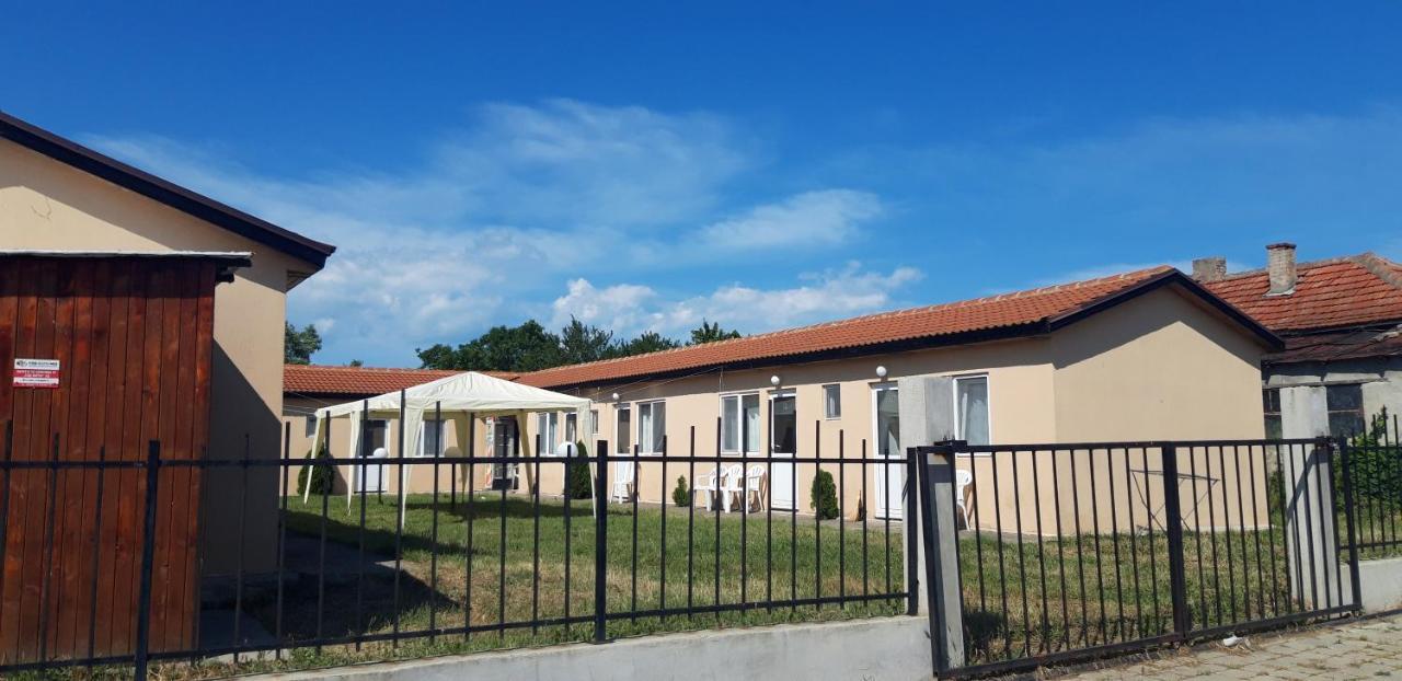 Krimski Bungalows Бяла Екстер'єр фото